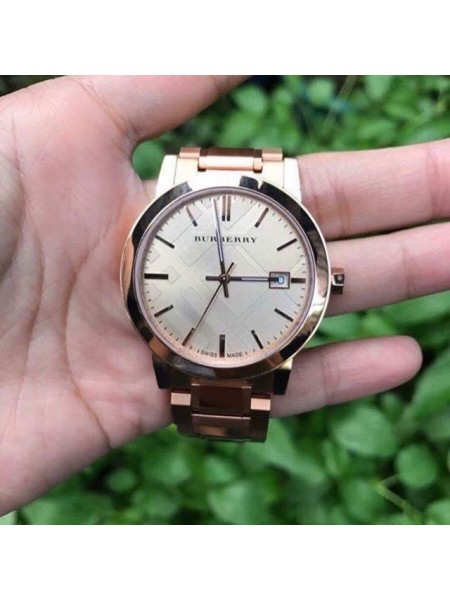 Burberry BU9034 γυναικείο ρολόι, με λουράκι stainless steel