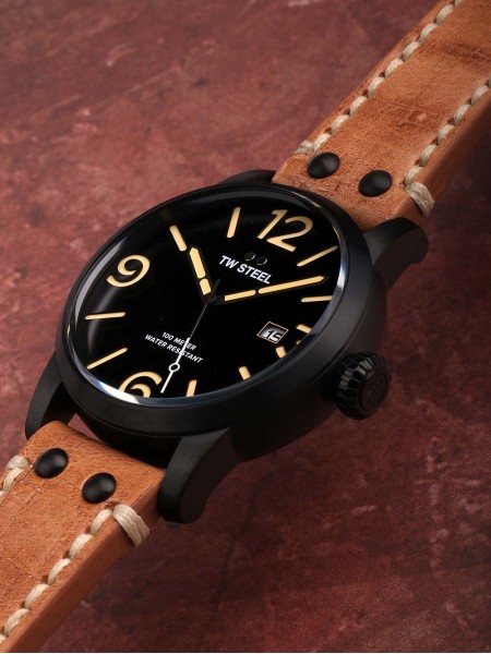 TW-Steel Maverick MS32 montre pour homme, cuir véritable sangle