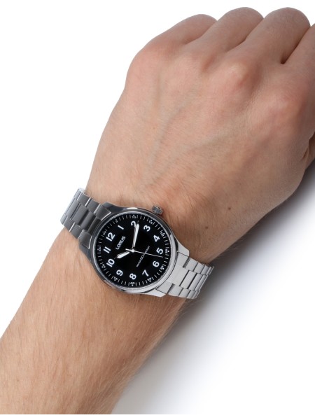 Lorus RG215MX9 men's watch, stainless steel strap