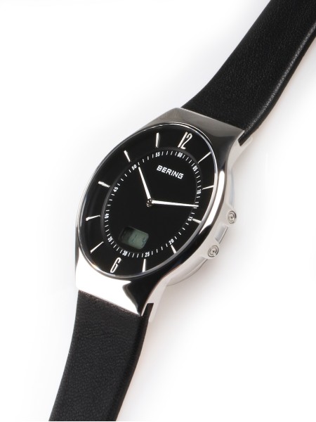 Bering Slim Radio Control 51640-402 men's watch, real leather strap