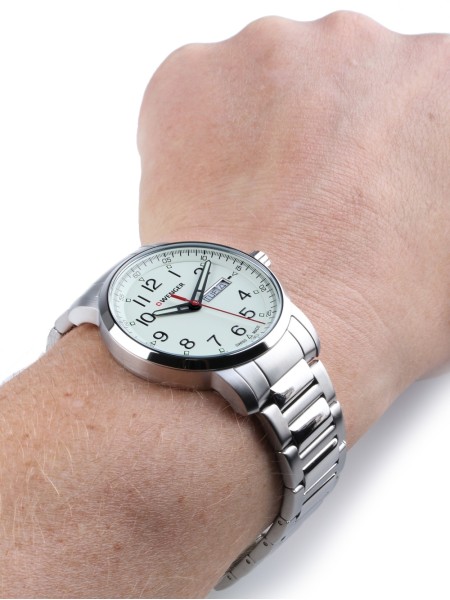 Wenger Attitude 01.1541.108 men's watch, stainless steel strap