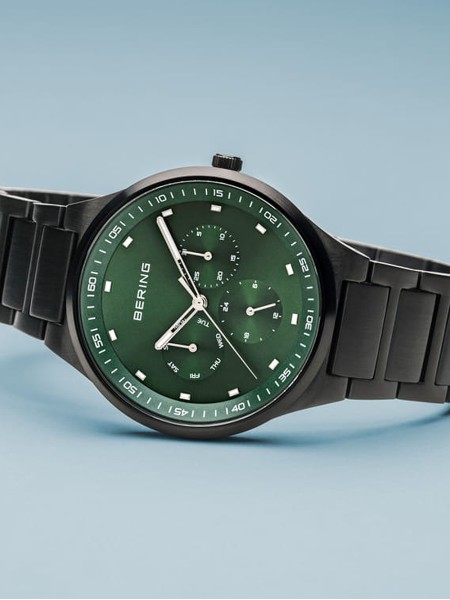 Bering Classic 11740-728 men's watch, acier inoxydable strap