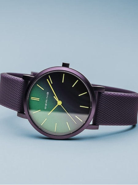 Bering True Aurora 16934-999 Relógio para mulher, pulseira de silicona
