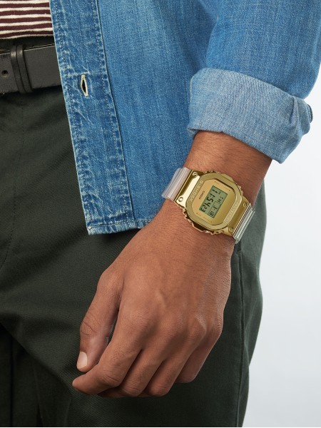 Casio G-Shock GM-5600SG-9ER herrklocka, harts armband