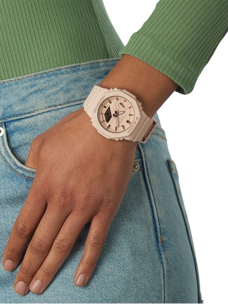 Casio G-Shock GMA-S2100-4AER dámske hodinky, remienok resin