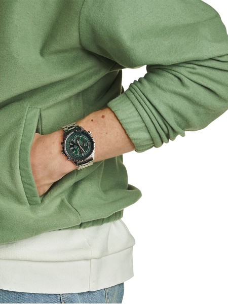 Casio Edifice EF-527D-3AVUEF men's watch, stainless steel strap