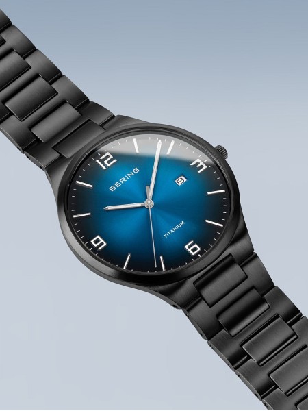 Bering Titanium 15240-727 men's watch, titane strap