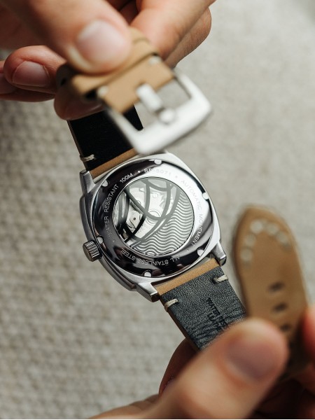 Spinnaker Hull Automatic SP-5071-01 men's watch, cuir véritable strap