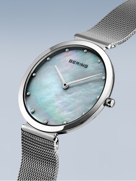 Bering Classic 18132-004 дамски часовник, stainless steel каишка