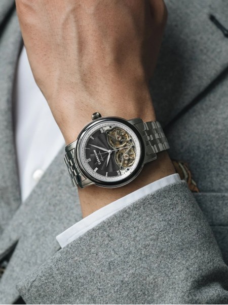 Thomas Earnshaw ES-8255-11 men's watch, stainless steel strap