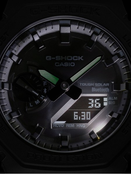 Casio GA-B2100-1A1ER men's watch, resin strap